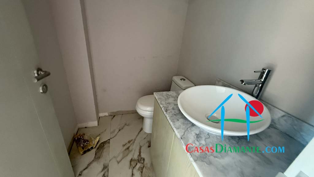 Velera D PH - Baño de visitas 1